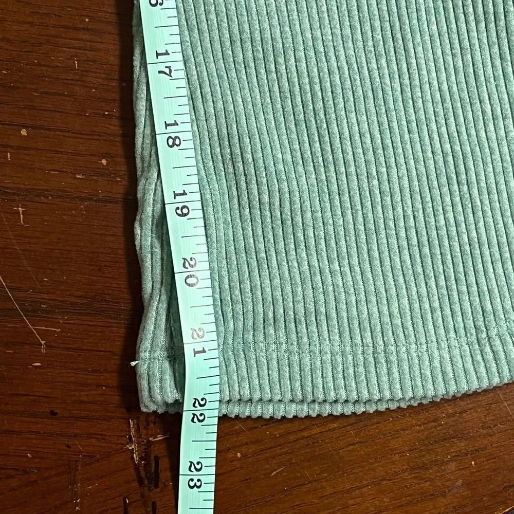 NWT Girls Plush Ribbed Flare Pants Sz L (8)